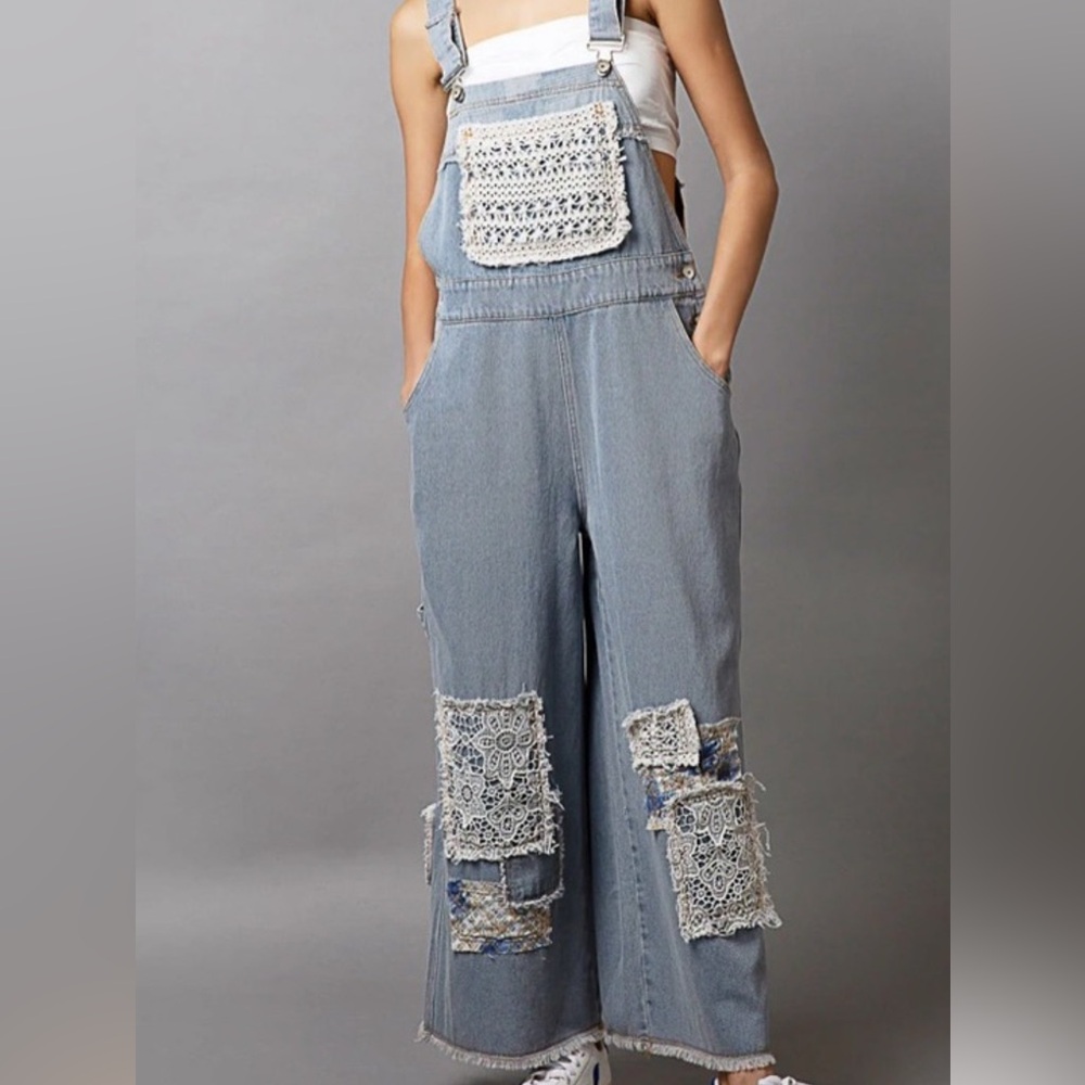 NEW POL : Adorable Blue Denim Overalls with unique Patchwork - Picture 3 of 4